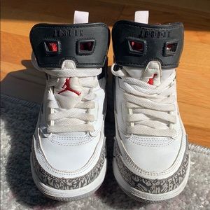 Kids Jordan’s Sneakers